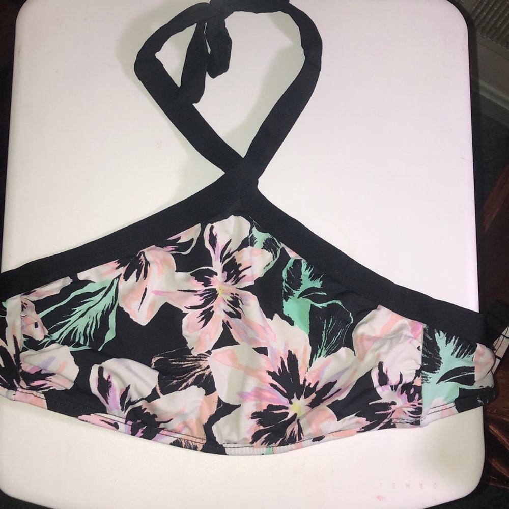 bikini top very cute